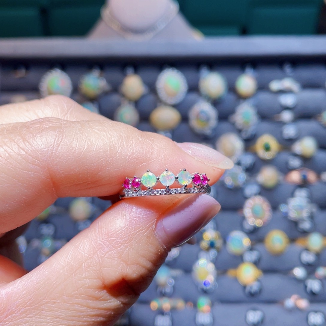 欧泊戒指〉银S925镶嵌