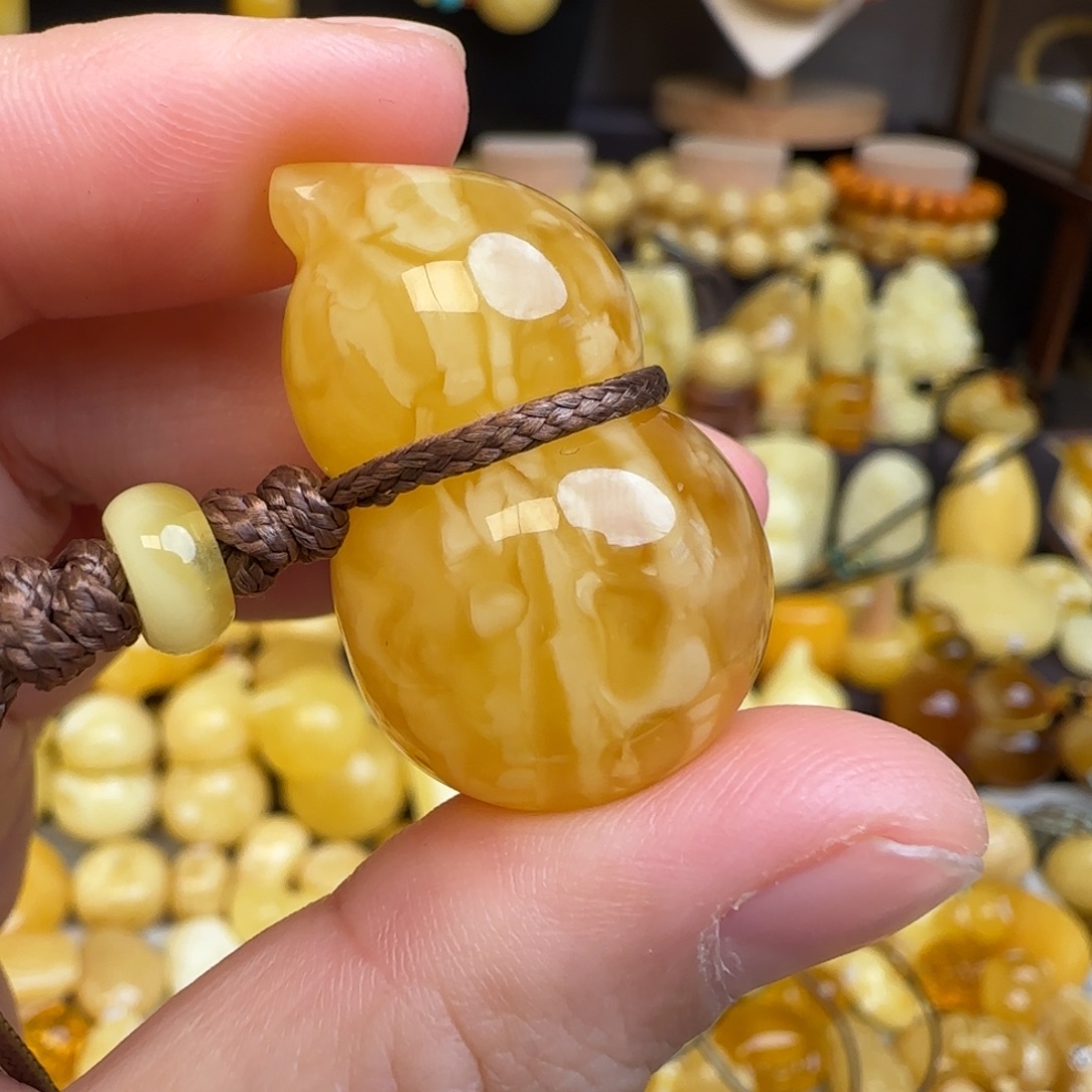 琥珀未镶嵌套链天然俄料蜜蜡葫芦吊坠