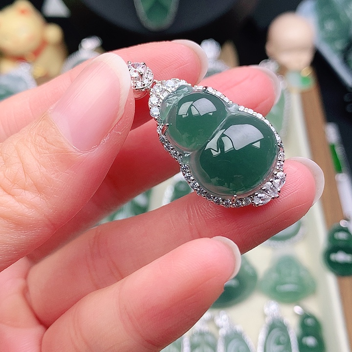 颈饰银S925镶嵌翡翠蓝*吊坠