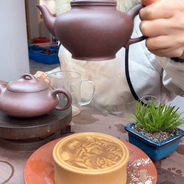 紫砂茶壶底槽清微瑕特价笑樱壶300CC