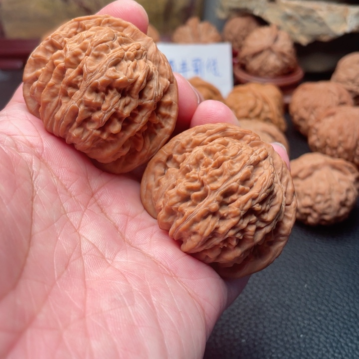 文玩核桃把件46全品山地楼