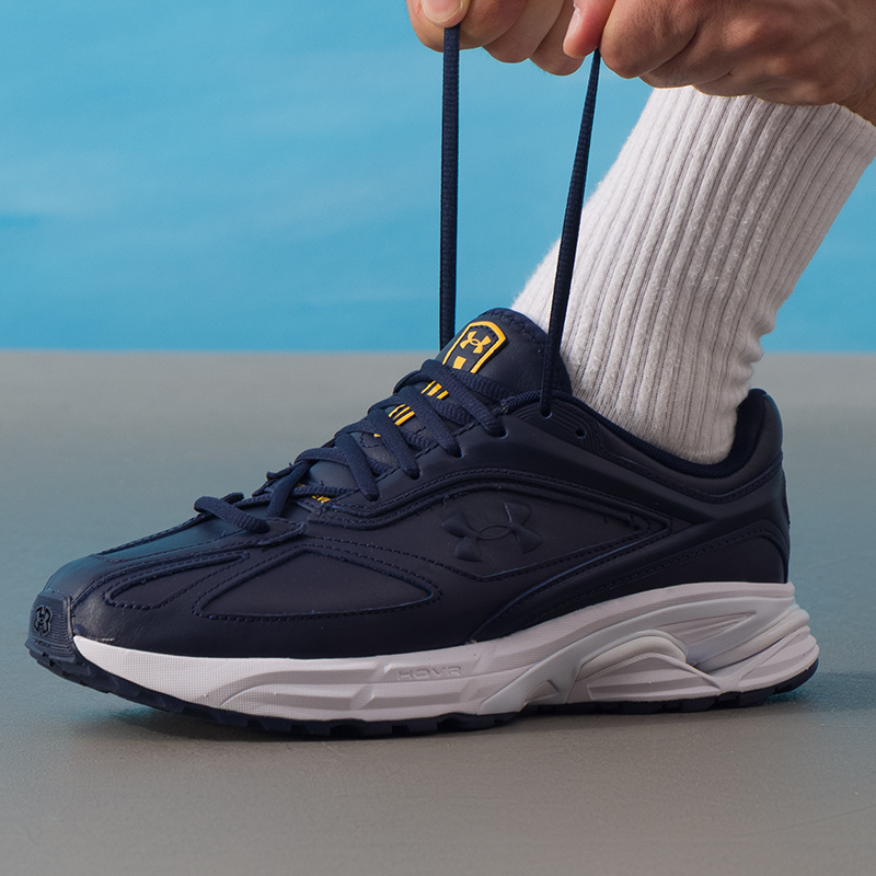 [跑者美学]安德玛跑步鞋男鞋秋季新款缓震户外舒适通勤运动休闲鞋