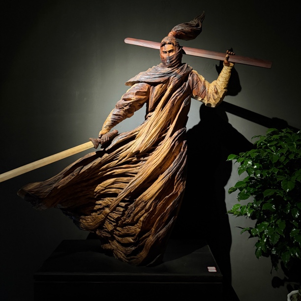 【孤影•刃破千难】国大师张利梓老师证书非遗手作根雕艺术收藏摆件