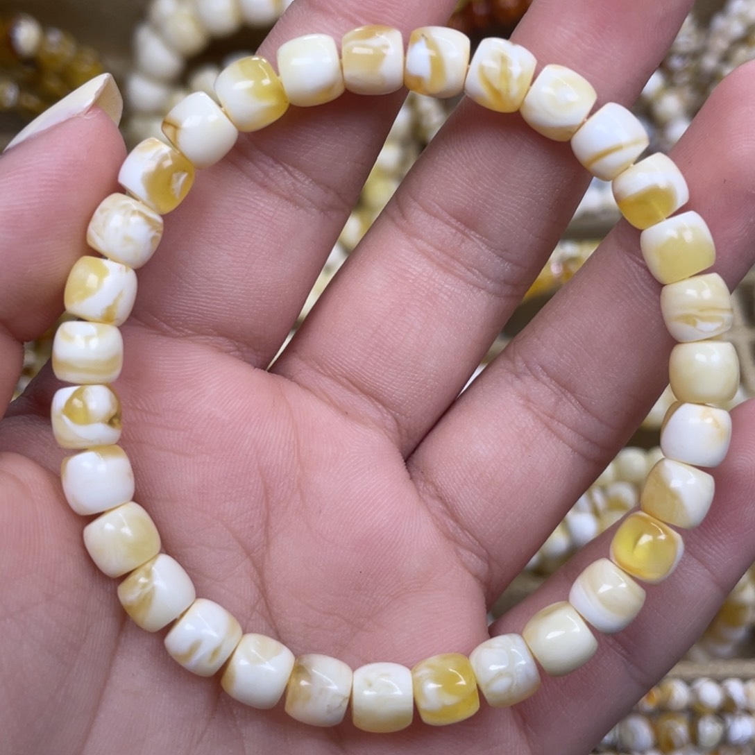 蜜蜡未镶嵌珠宝奇石6.8m