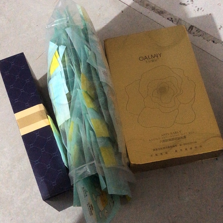 亚克力直播间直播间围观
