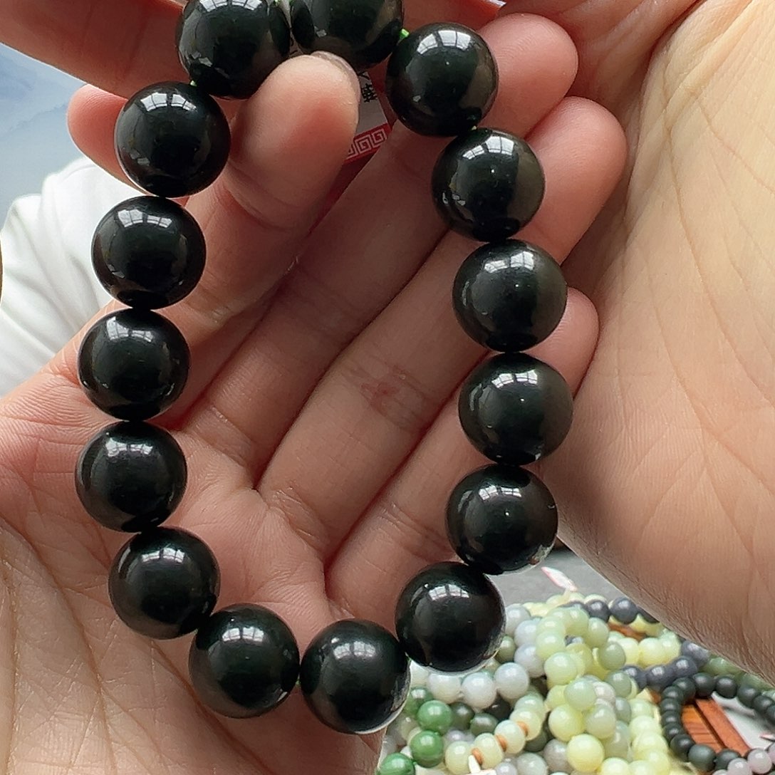 和田玉手串未镶嵌14墨碧