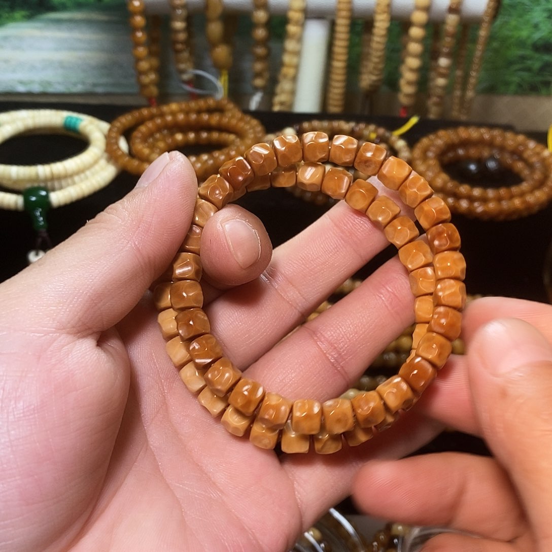 手串凤眼菩提无相8*7