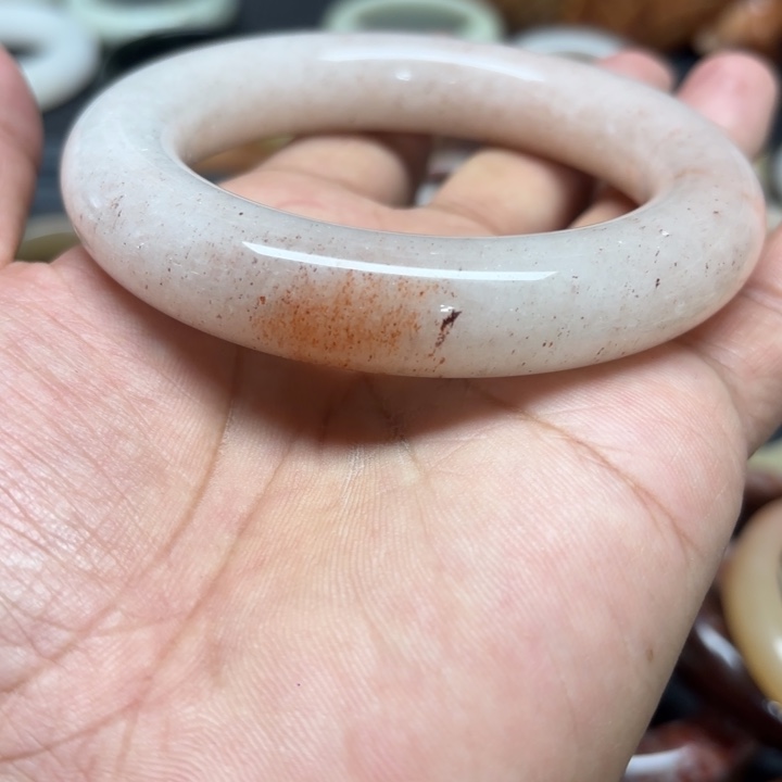 ℳ***ゝ石英岩玉合金颈饰