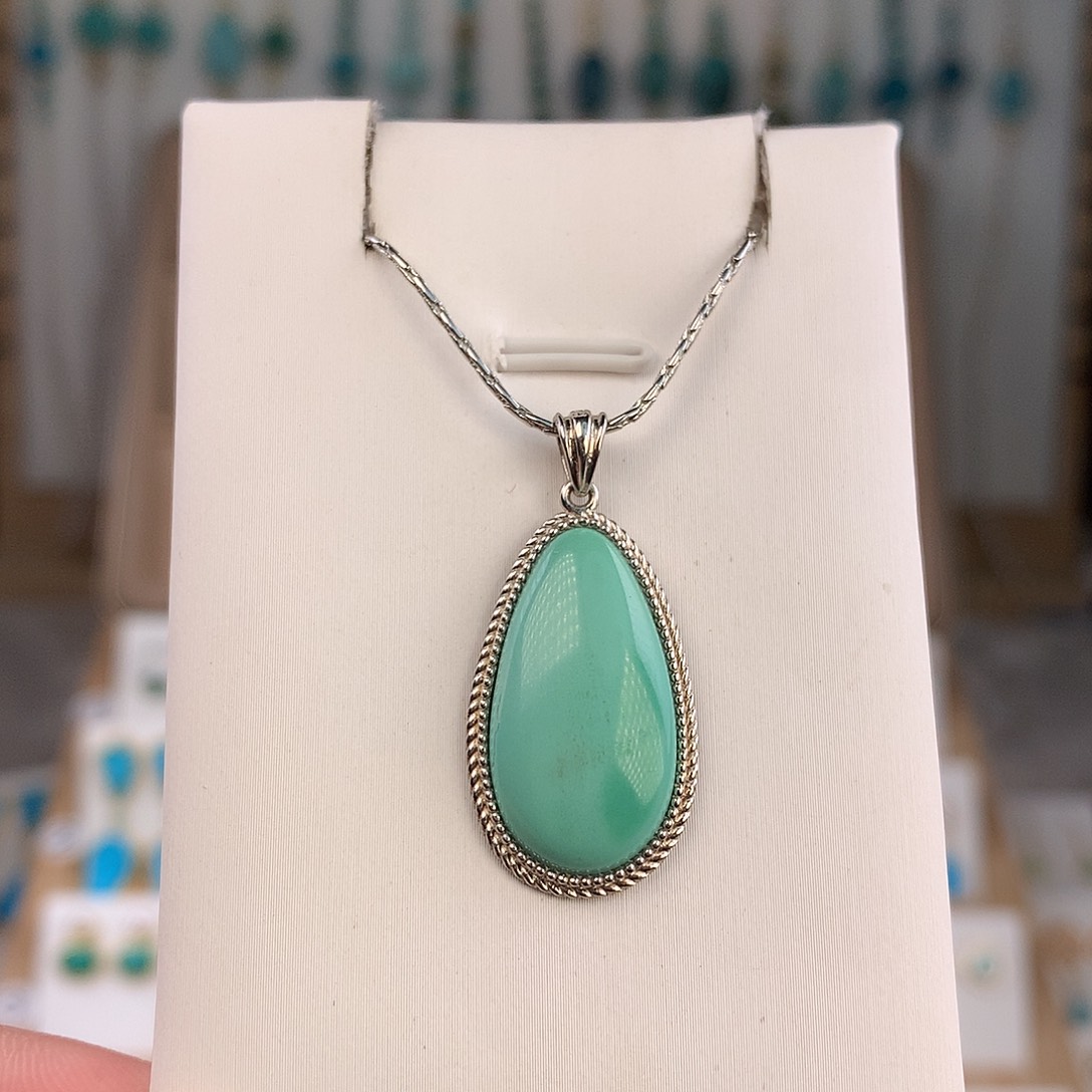 绿松石银S925镶嵌颈饰