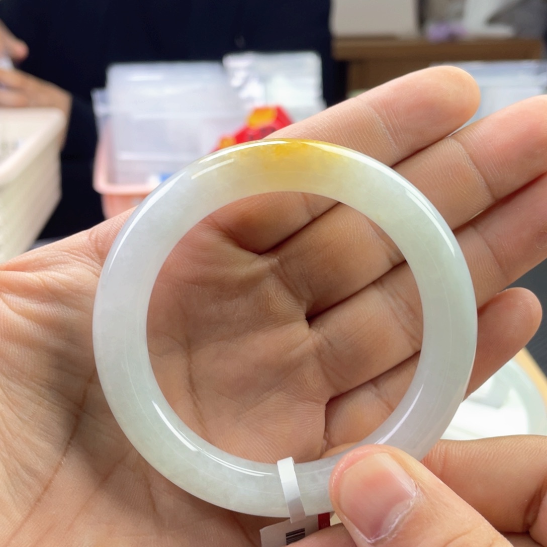 翡翠手镯未镶嵌天然缅甸a货翡翠手镯