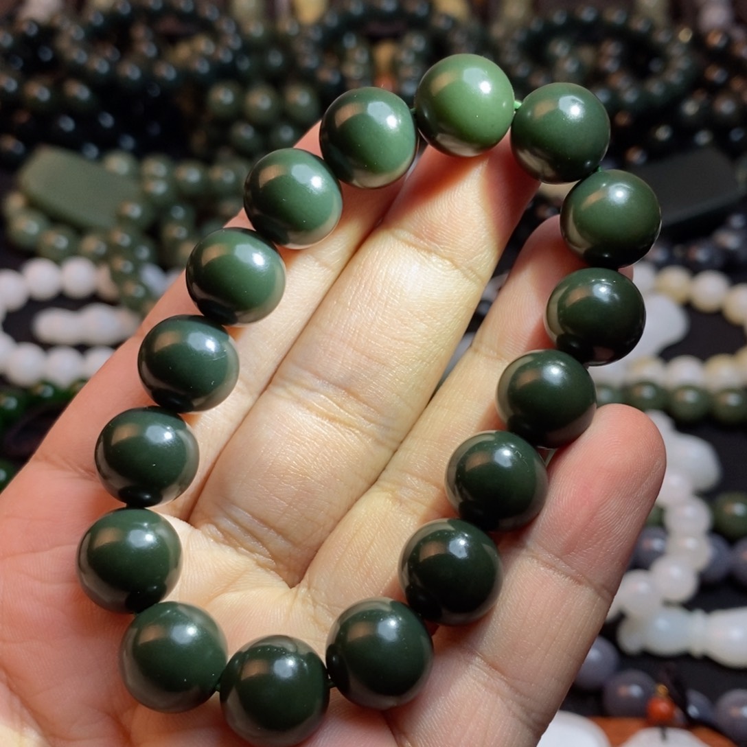 未镶嵌和田玉手串