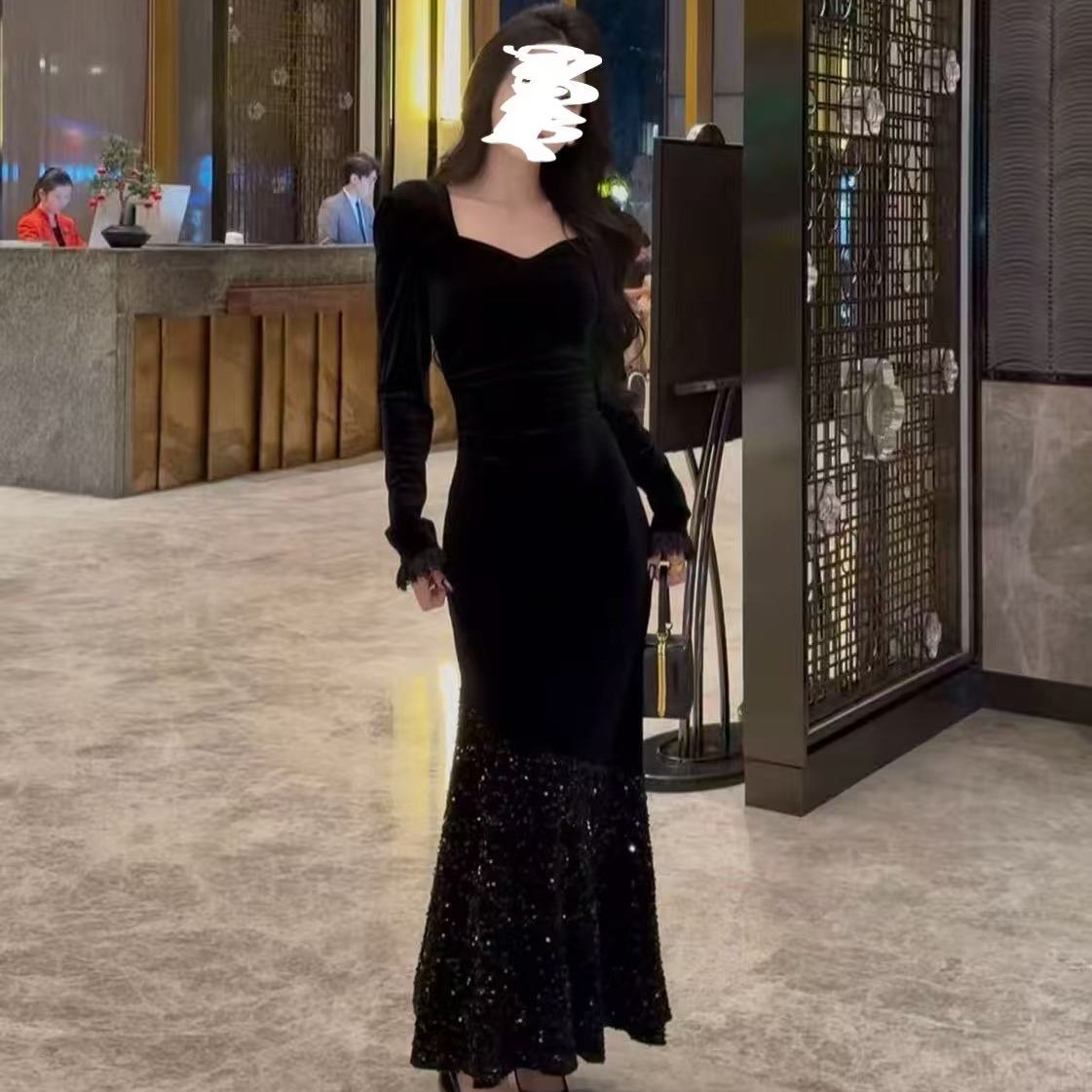 亮片裙小黑裙碎花裙秋冬黑色长裙新款法式纯色连衣裙女感