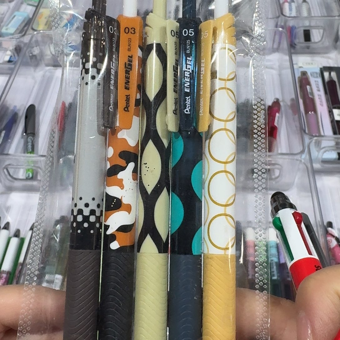 便携式派通中性笔四支随机