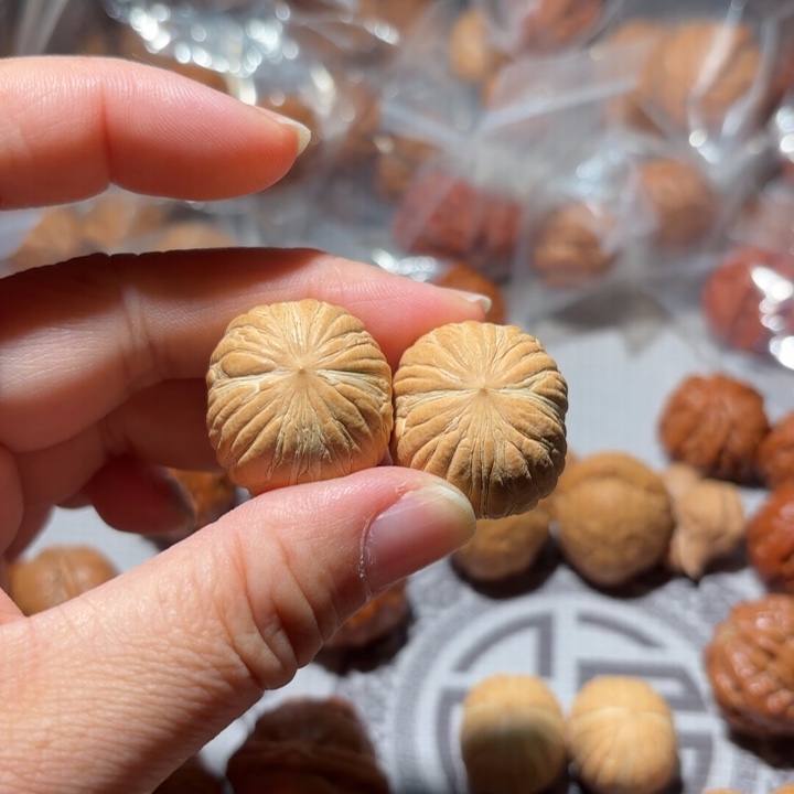 海***！文玩核桃把件猴头手捻