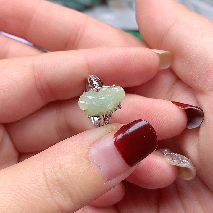 翡翠颈饰银S925镶嵌翡翠成品