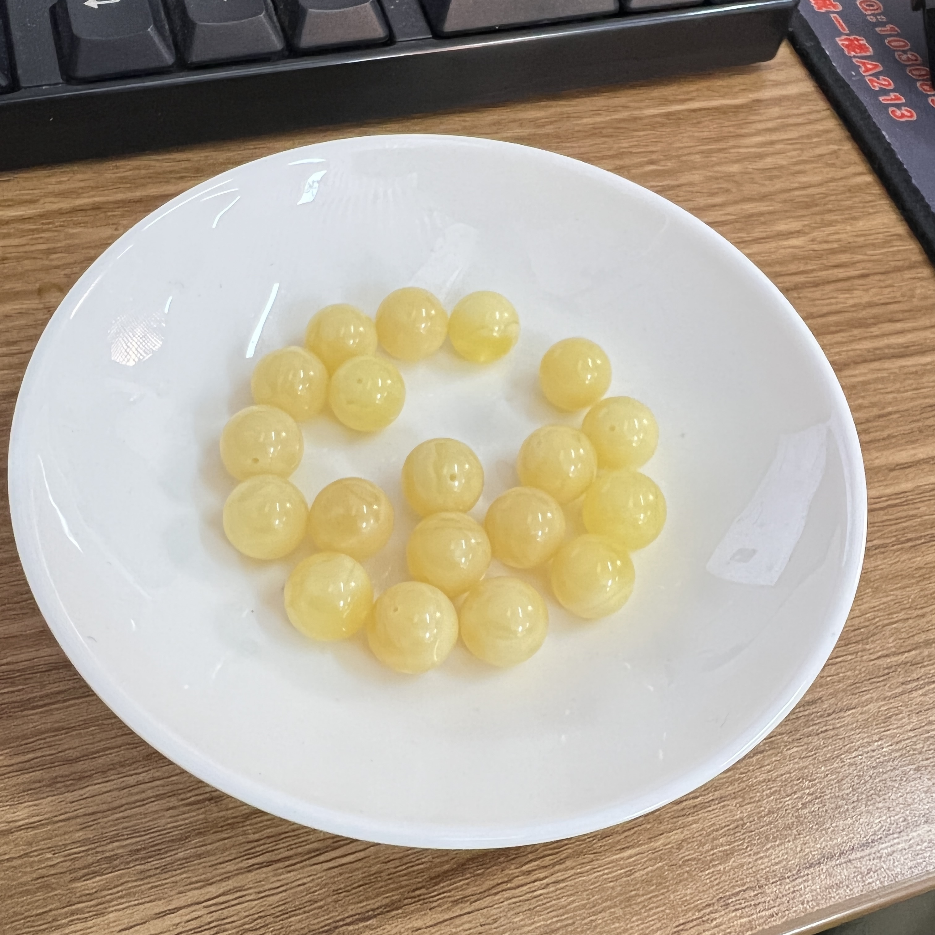 【珠宝厂长】约11mm俄料鸡油黄白花蜜蜡圆珠单珠吊坠多样性发一件