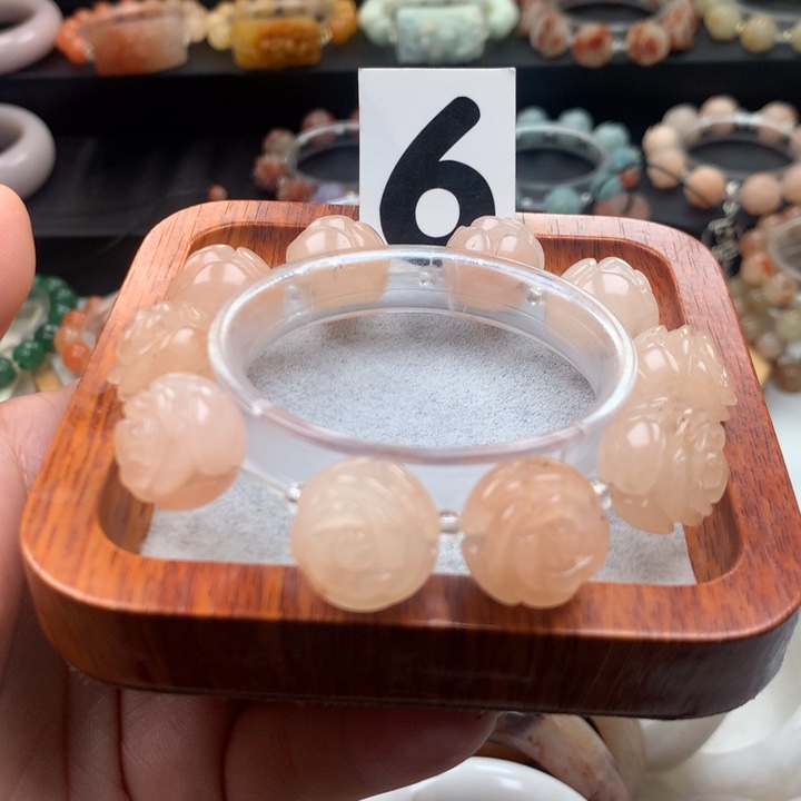 石英质玉手链未镶嵌