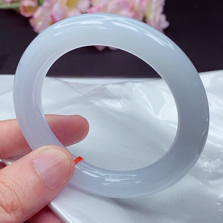 翡翠手镯未镶嵌56.5圈