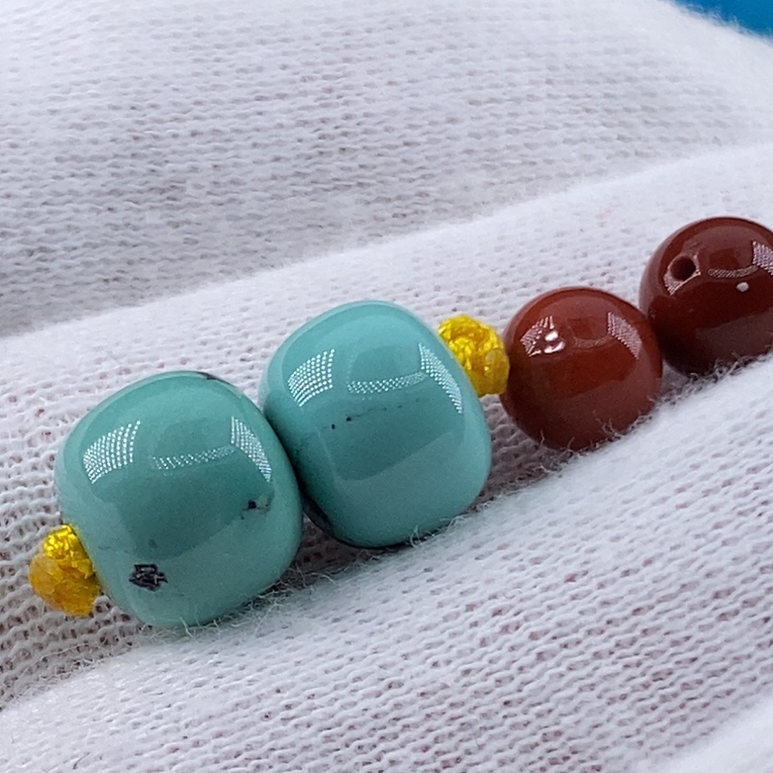 南红玛瑙未镶嵌珠宝奇石