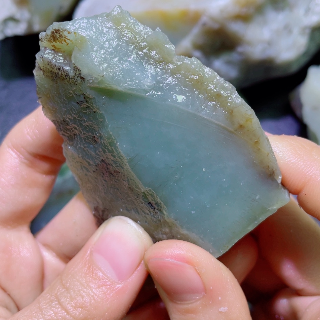 和田玉未镶嵌珠宝半成品