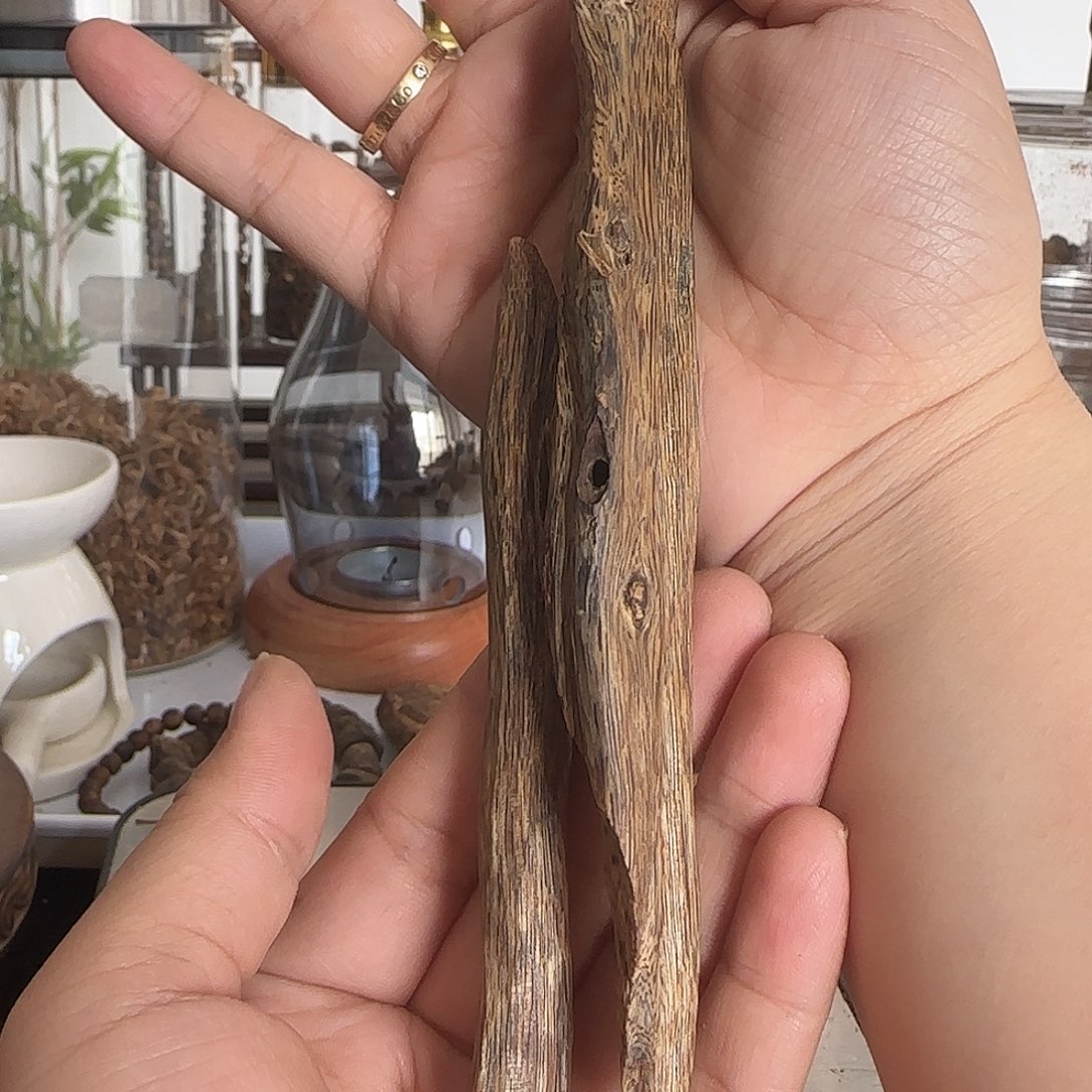 沉香沉香碎屑千里香纯虫虫漏22克+