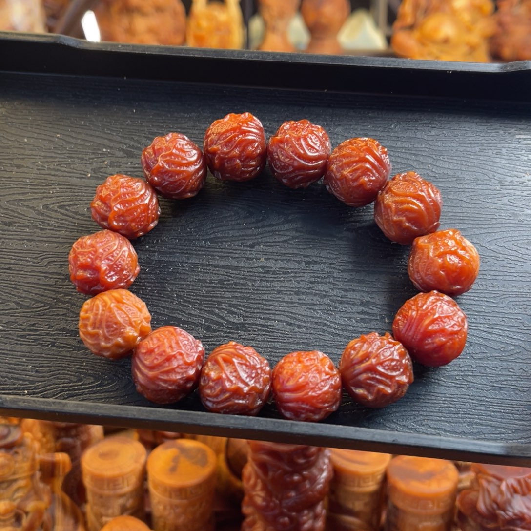 松木（琥珀木）其他白菜手串