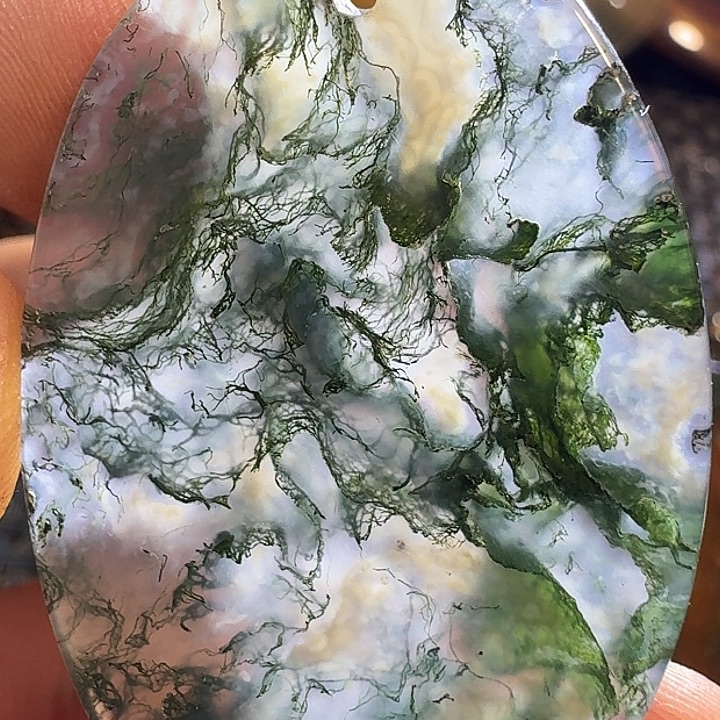 弯***弓玛瑙/玉髓未镶嵌颈饰