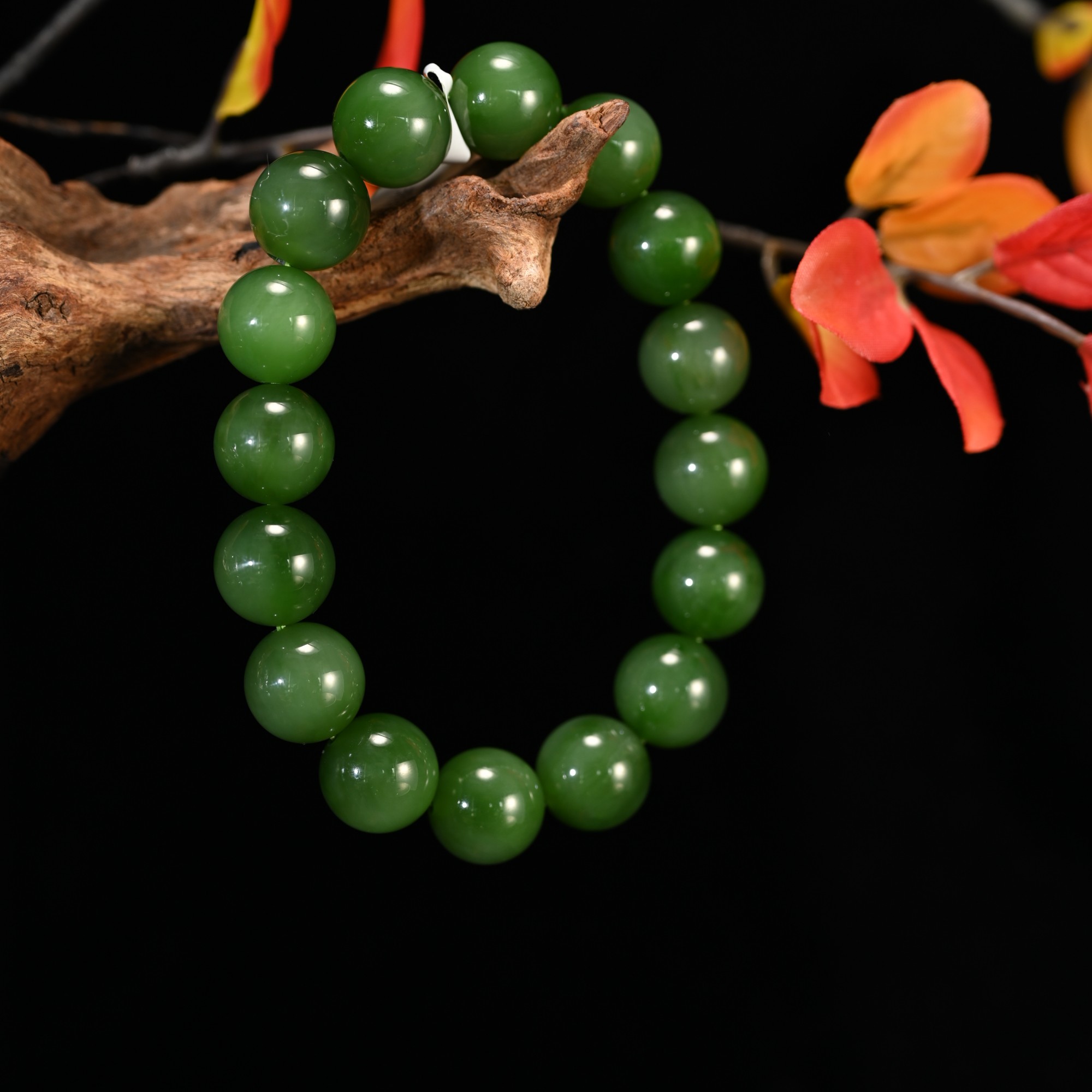 Lot8823 25YU108103和田玉碧玉手串/匡时