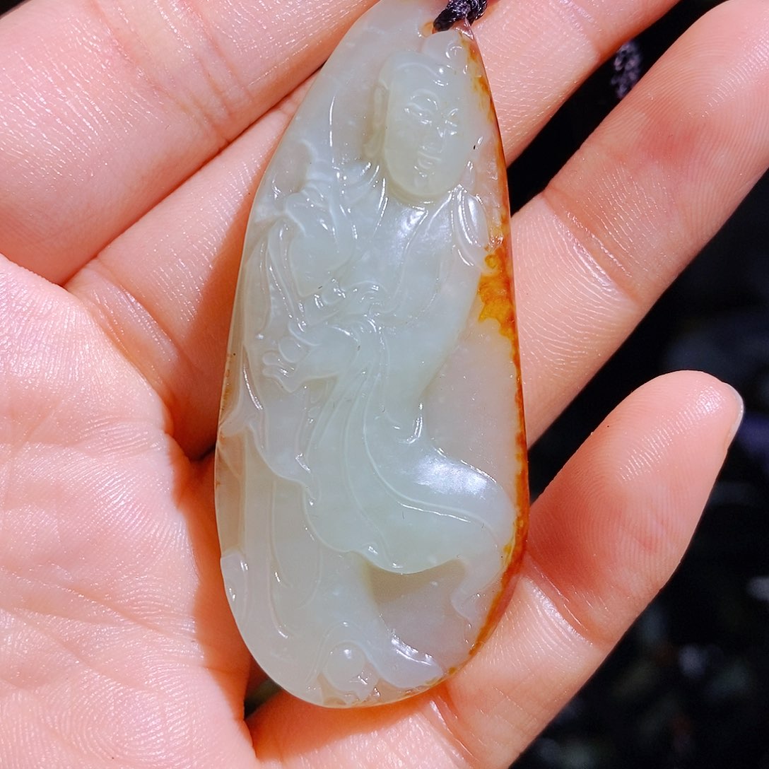 和田玉颈饰未镶嵌