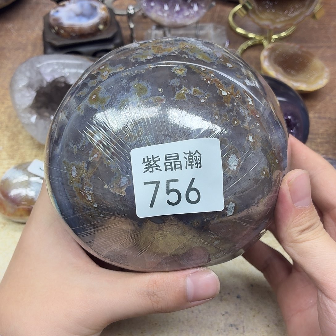 至***纯大型摆件（非配饰）水晶未镶嵌