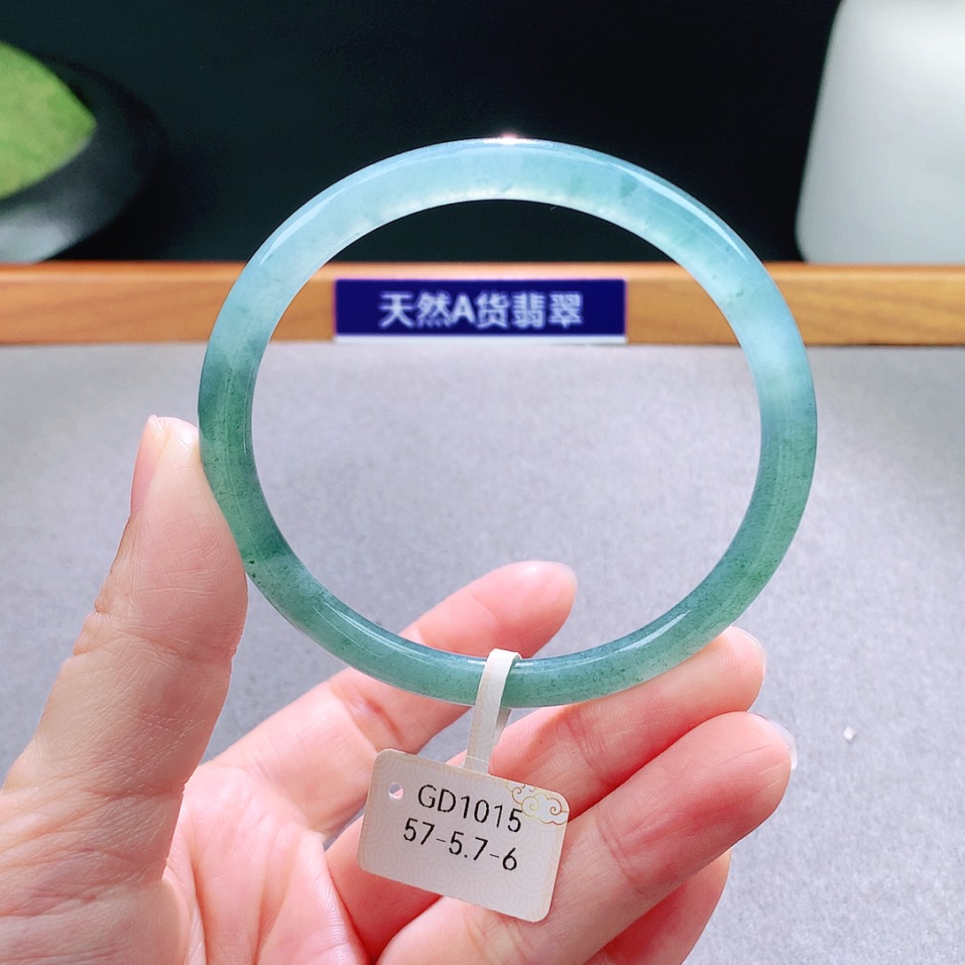 未镶嵌手镯翡翠天然翡翠手镯a货