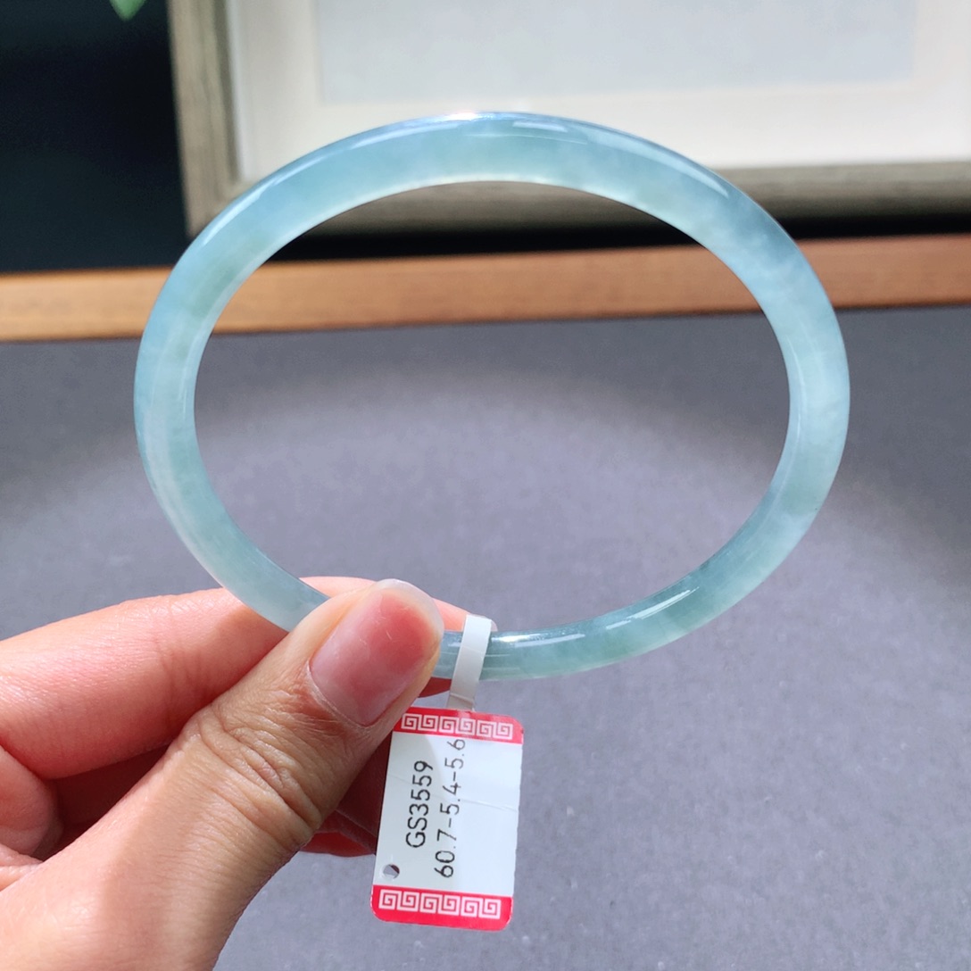 翡翠手镯未镶嵌天然翡翠手镯叮当镯