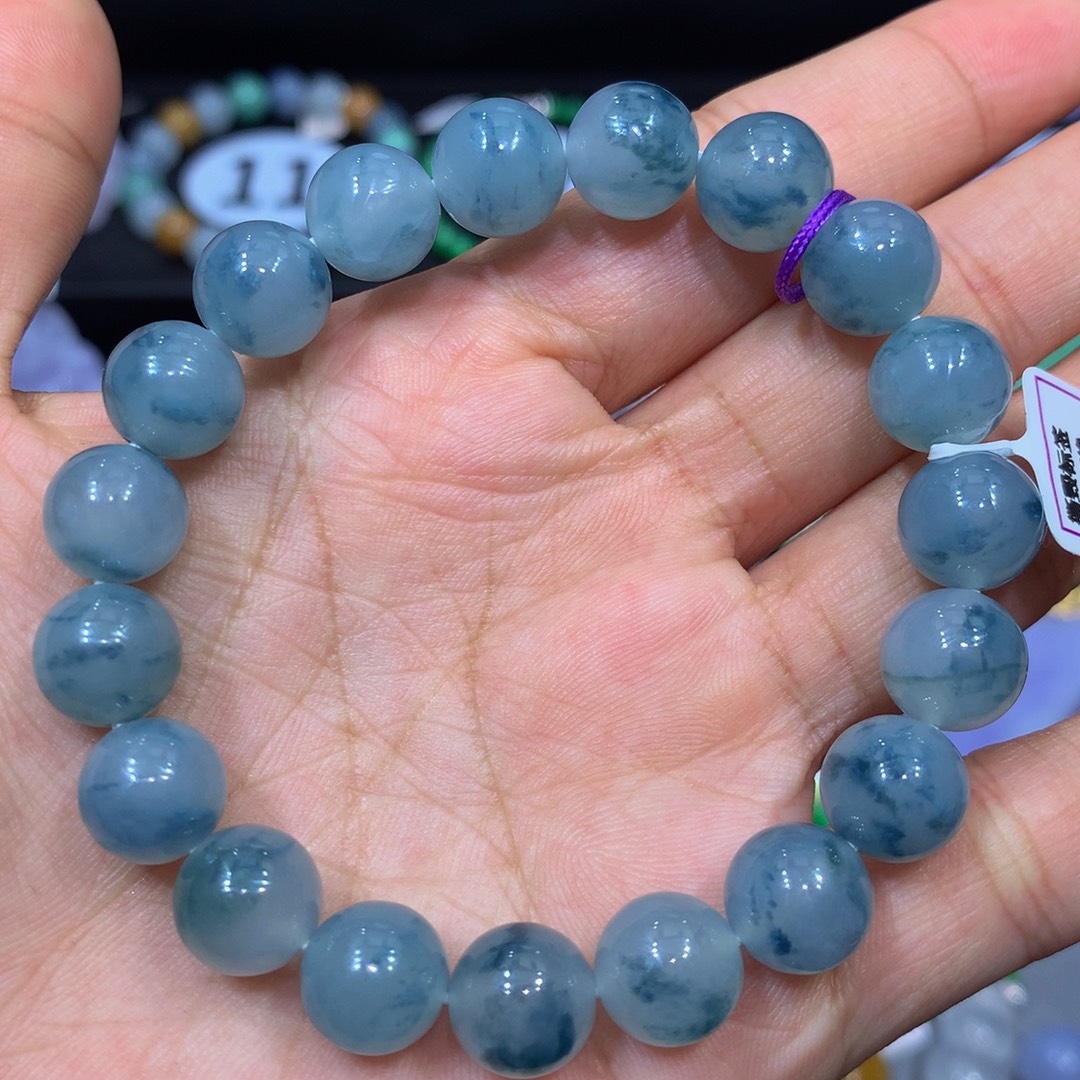 翡翠未镶嵌颈饰翡翠10