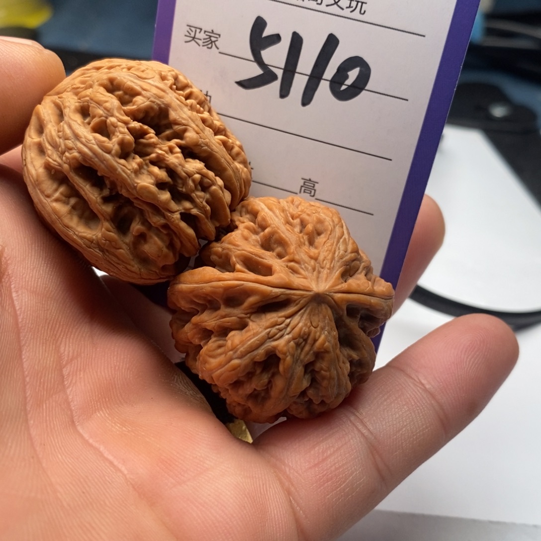 文玩核桃吊坠5110