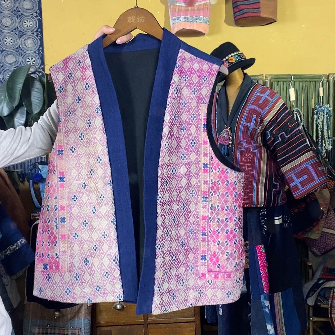 织绣手工制作马甲