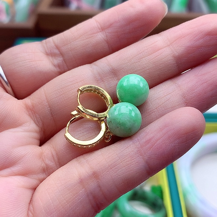 翡翠颈饰银S925镶嵌翡翠