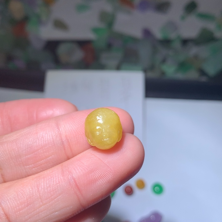 翡翠未镶嵌颈饰挂件