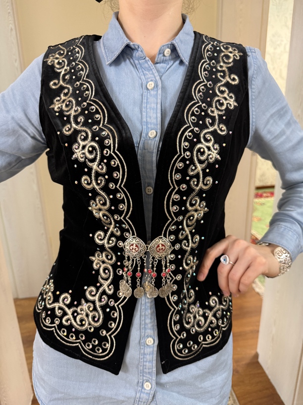 民族风设计款马甲