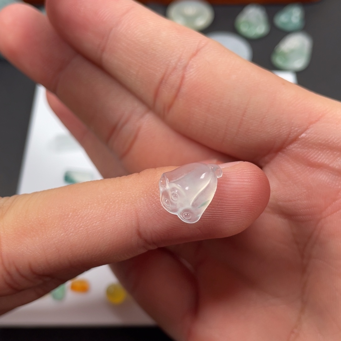 翡翠未镶嵌挂件翡翠珠宝翡翠珠宝