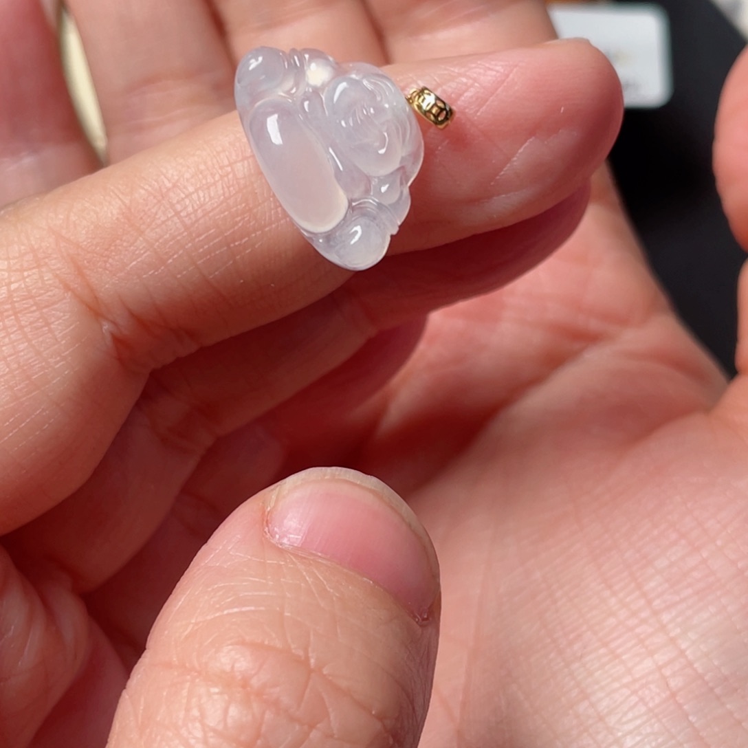 翡翠18K金镶嵌颈饰佛公