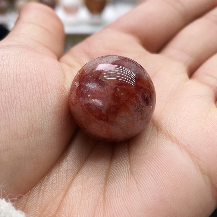 水晶天然水晶未镶嵌?**赋