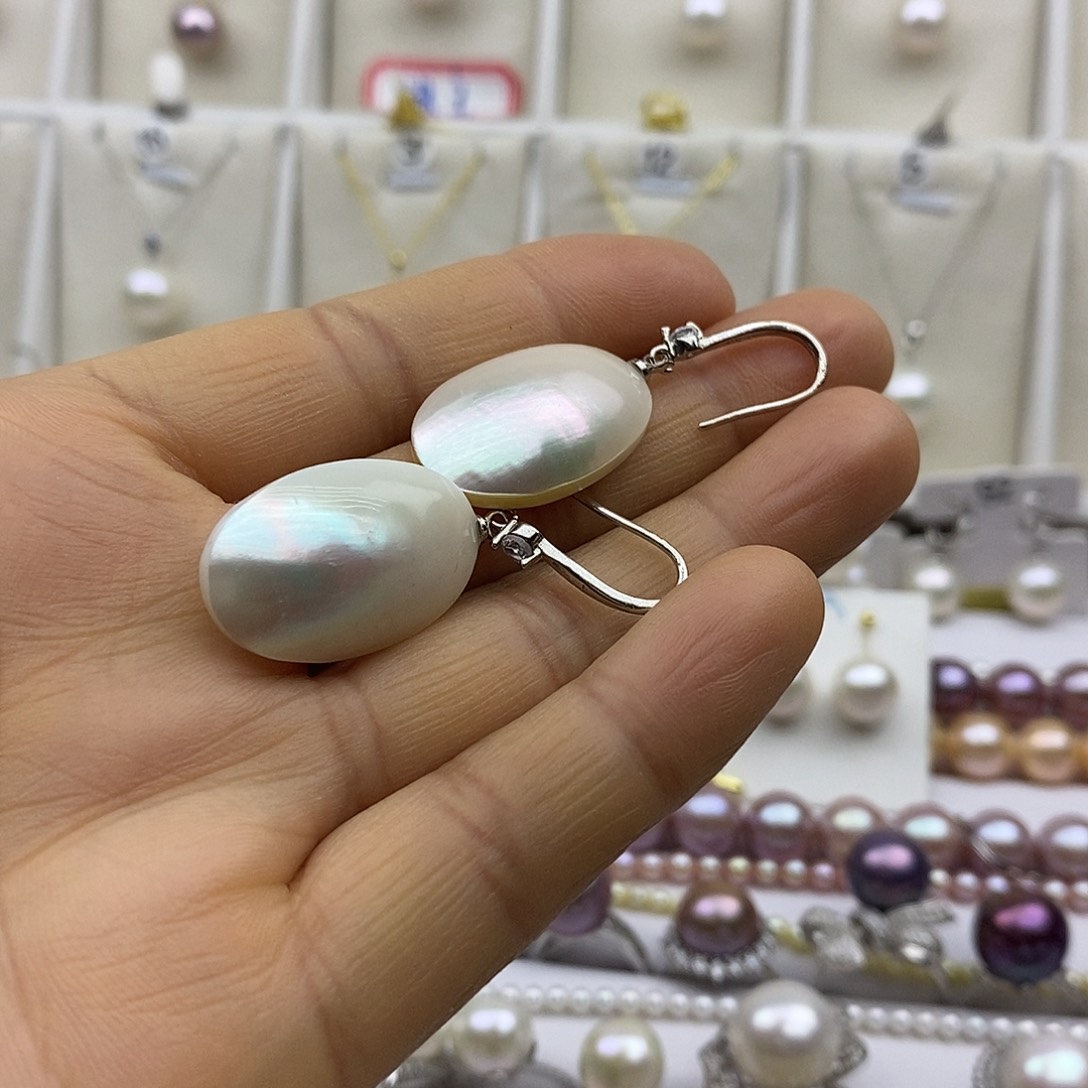 淡水珍珠吊坠(赠链)银S925镶嵌