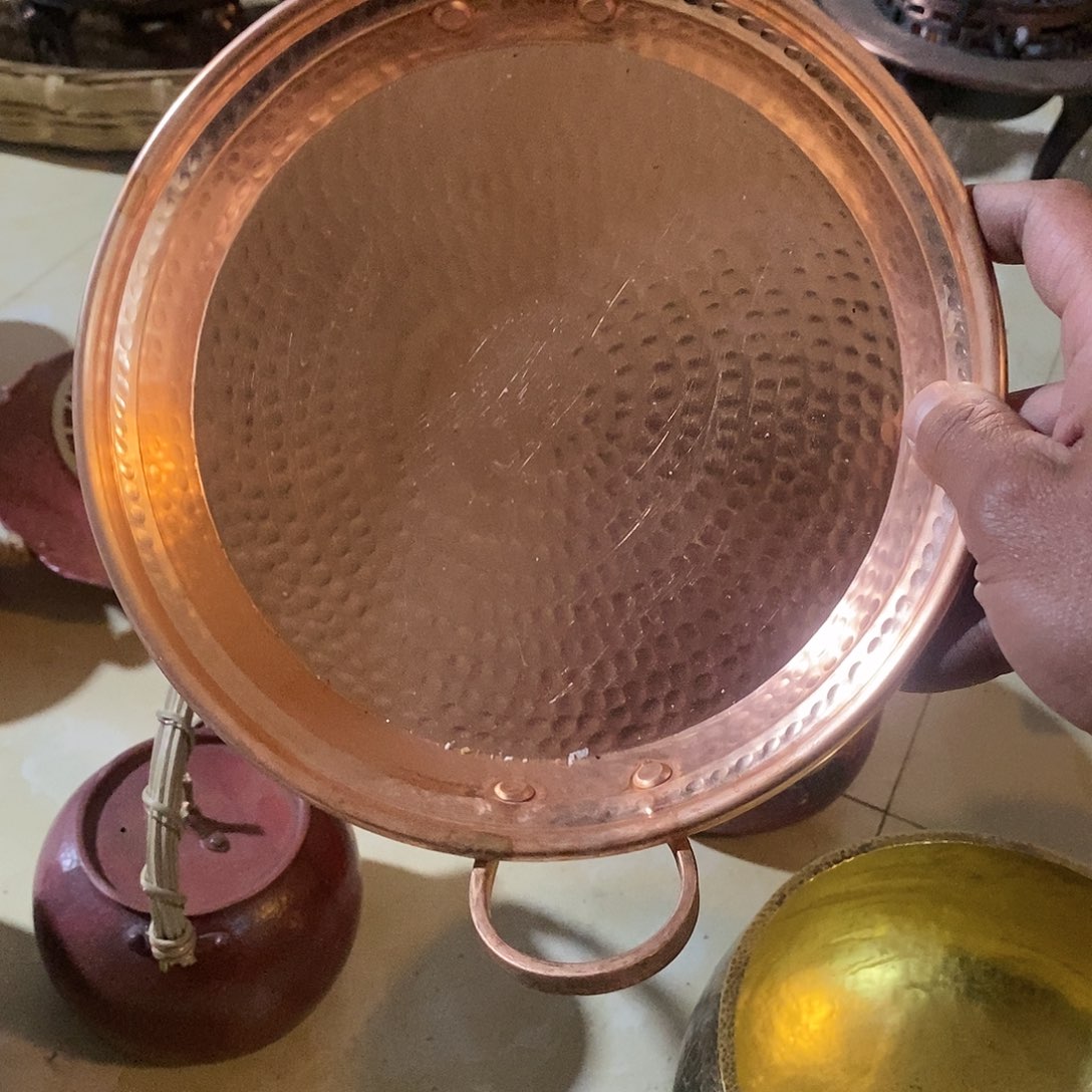 原色烤盘手工锻打工艺