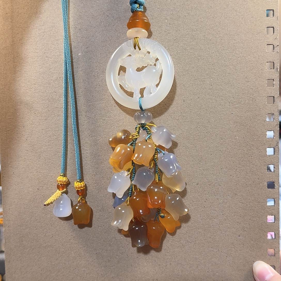 玛瑙/玉髓汽车挂件福利款通货料子不挑带有包容点未镶*️***