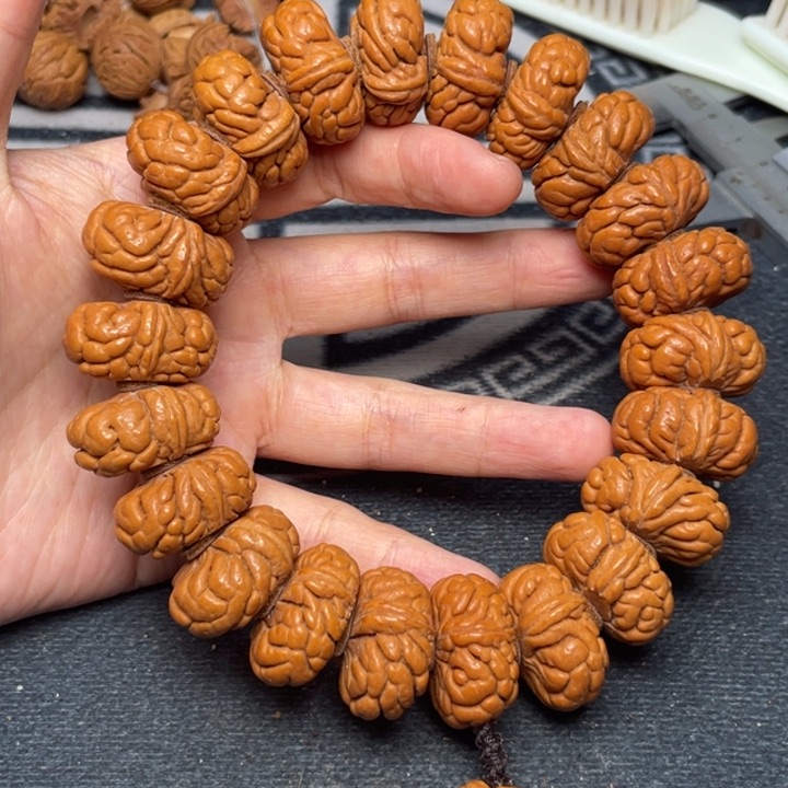 桃核手串龙纹桃核