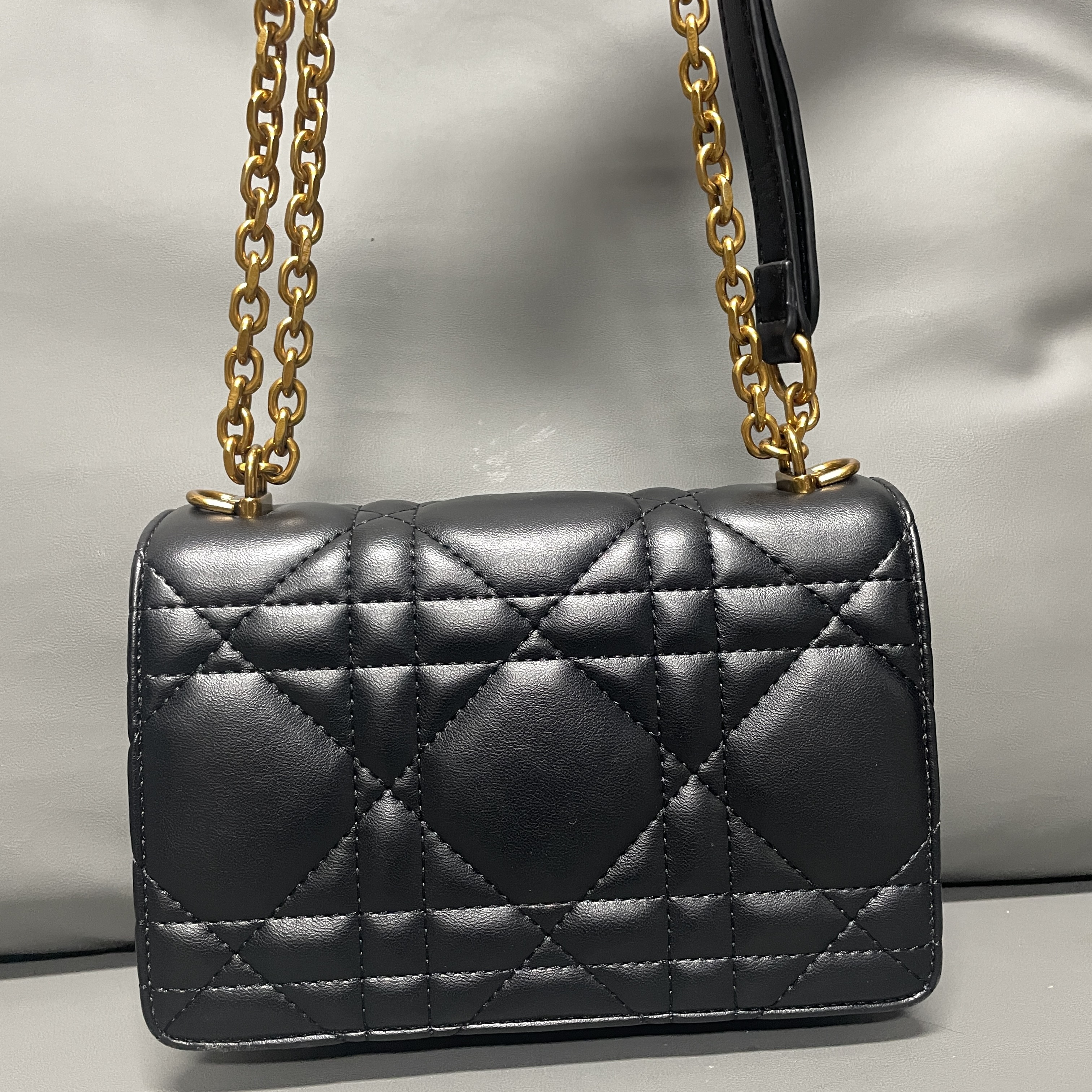 SMVP · 高定奢品 潮流真皮新款女包甜甜猪鼻 0265 黑色