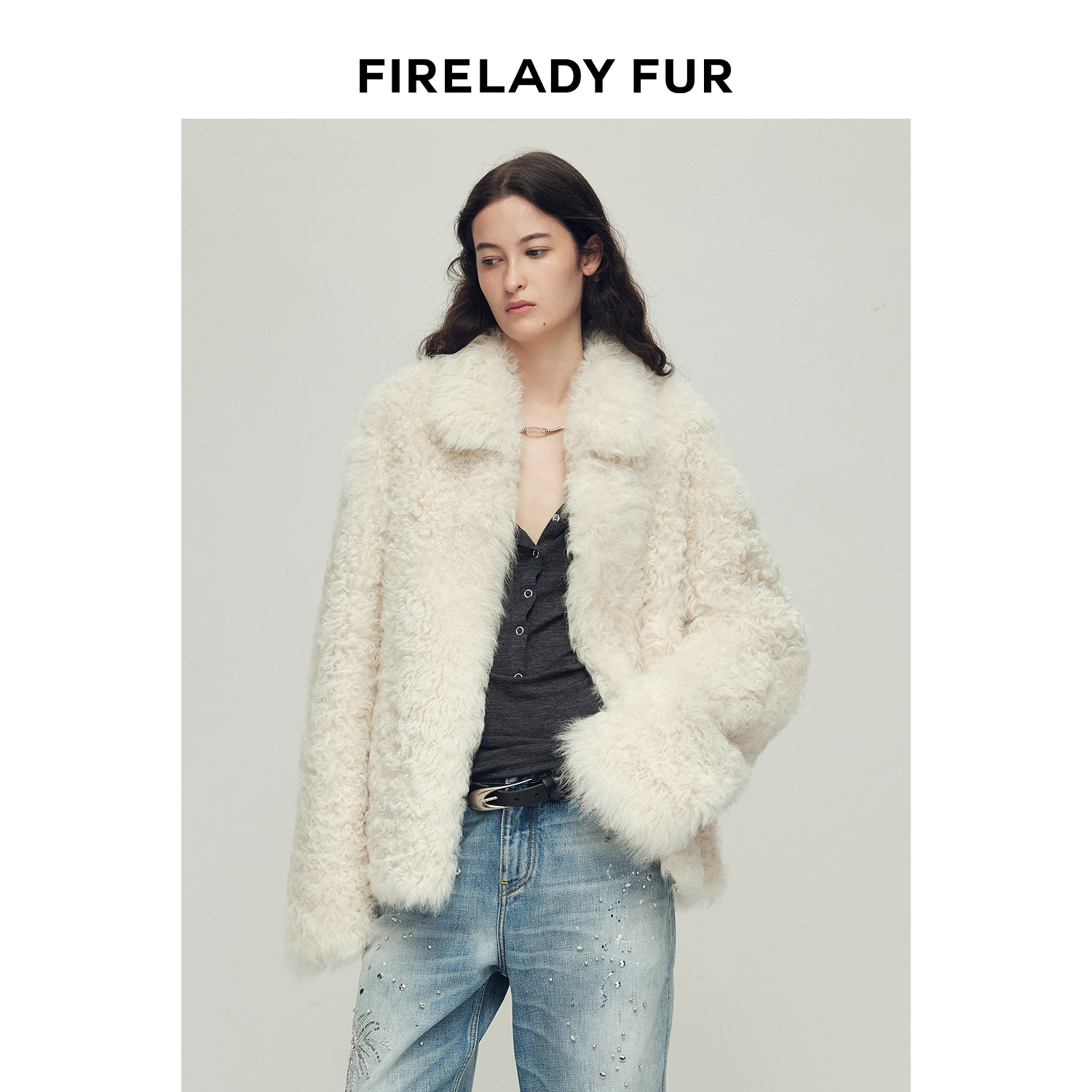 付智恩 冰岛铃音 翻领卷毛托卡皮毛一体皮草外套冬