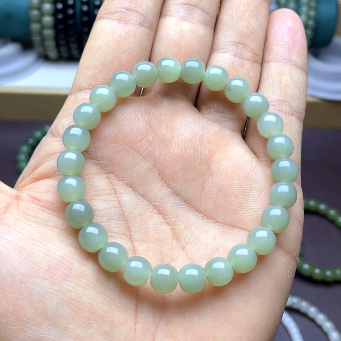 和田玉未镶嵌手串