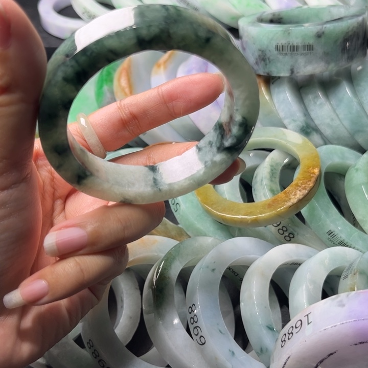 定制翡翠未镶嵌翡翠