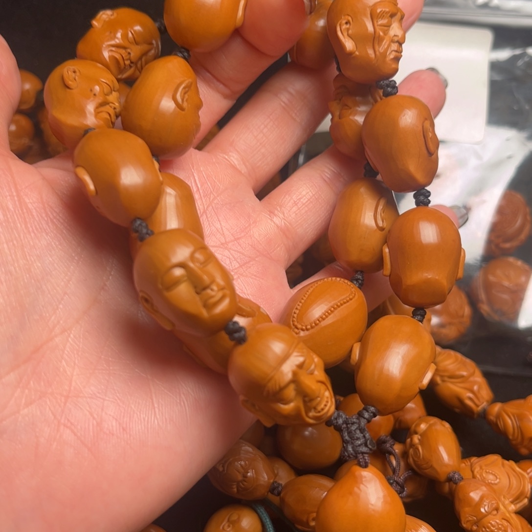 知***郑橄榄核手串罗汉串